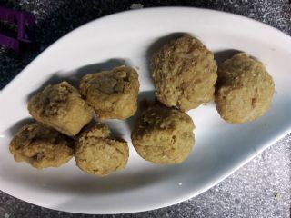 Tuna pralines with pumpkin seed oil for dogs 